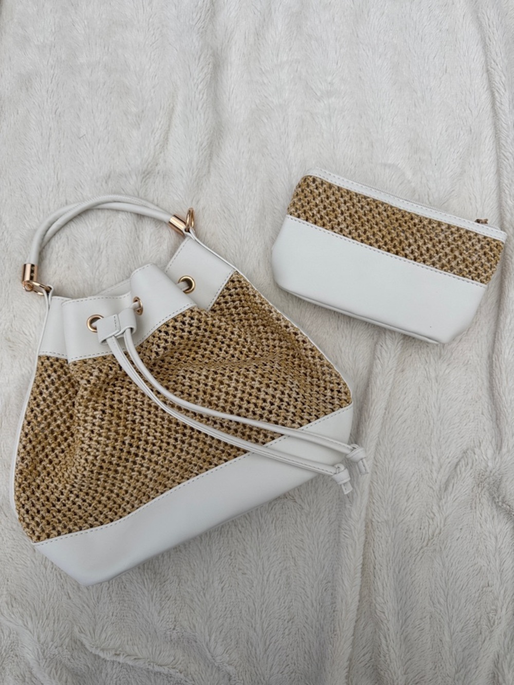 White and Natural Straw Bucket Bag & Makeup Pouch set